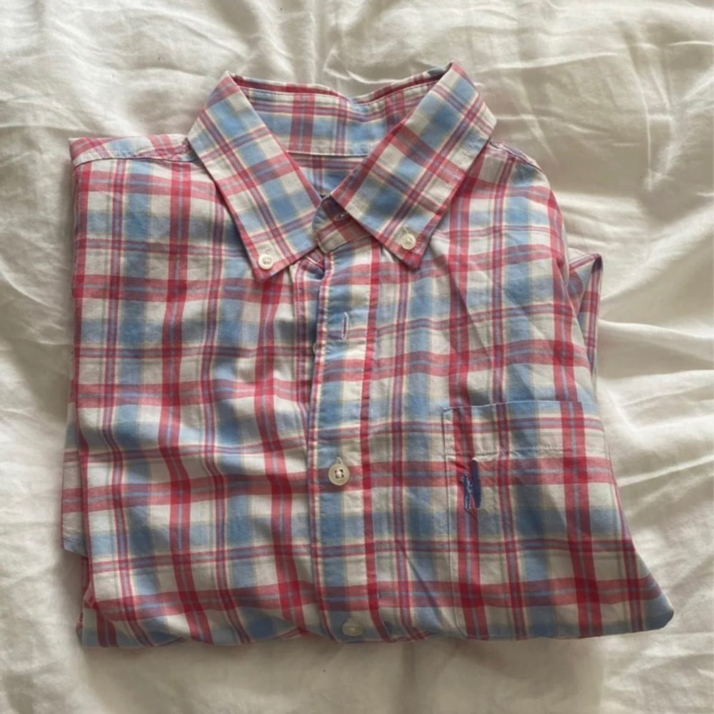 Johnnie O mens button down long sleeve shirt.